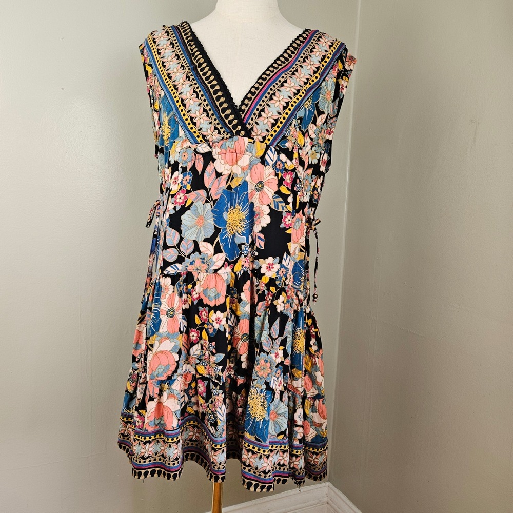 Angie Boho Hippie Floral Plunge Sleeveless Mini Dress‎ Tunic Top Sz M Black Pink